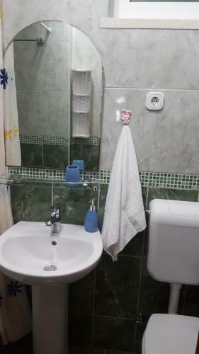 Apartments Leona