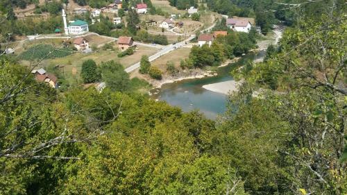Vikend Ku?a Careva ?uprija