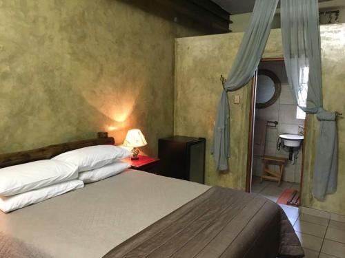 Hostal Olive Leaves Guest House