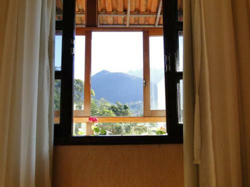 Hostal Pousada Jardim Comary