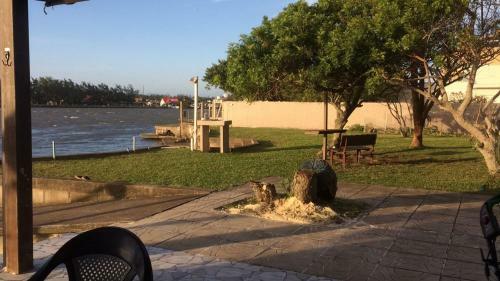 Casa Na Beira Do Rio