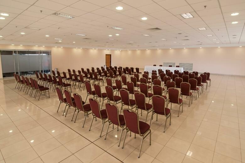 Bourbon Conmebol Convention Hotel