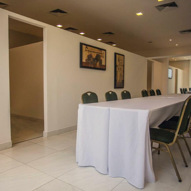 Bourbon Conmebol Convention Hotel