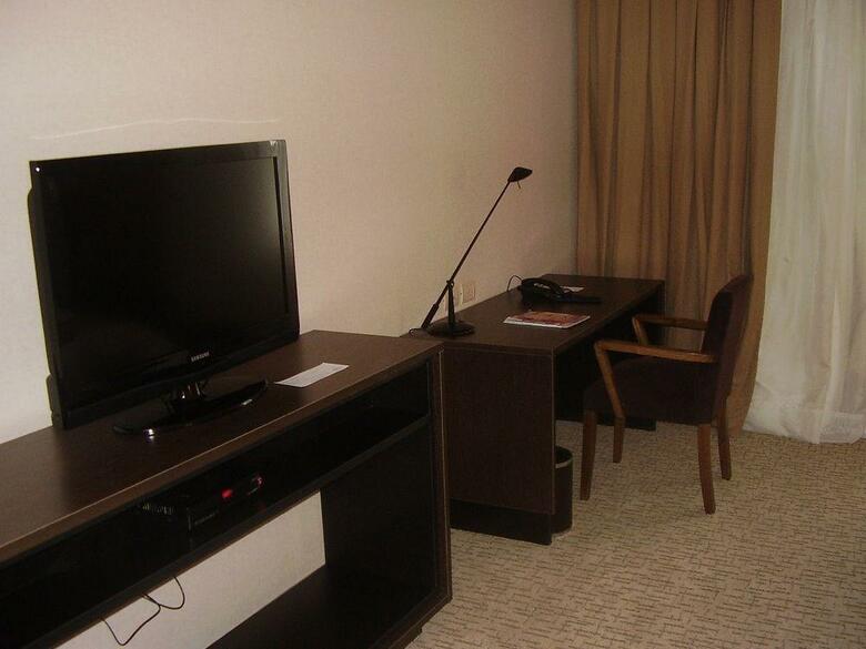 Bourbon Conmebol Convention Hotel