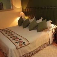Hotel Casa Mia Suites