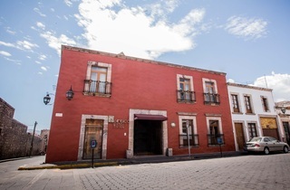 Portico Hotel Cultural