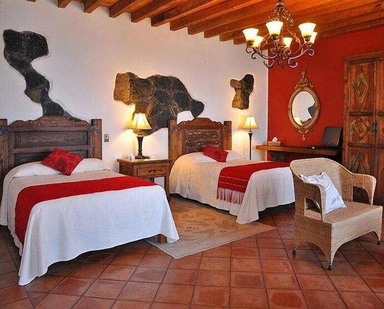 Hotel Port�n Del Cielo