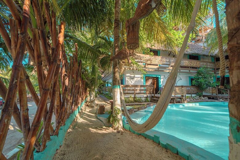 Hotel Villas Tiburon Adults Only