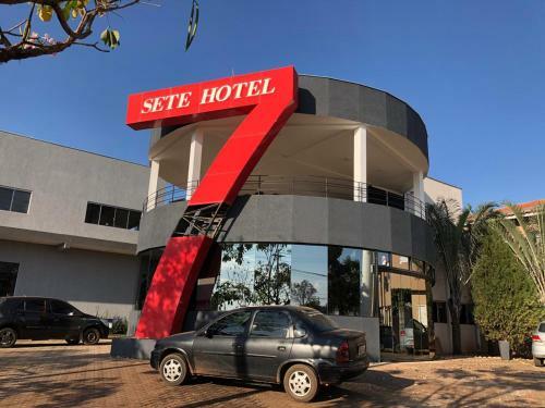 Hotel 7