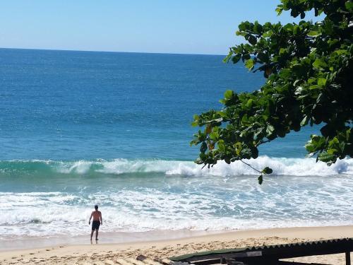 Hostal Beira Mar Pousada - Trindade