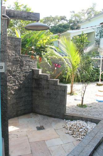 Hostal Chal�s Blue House