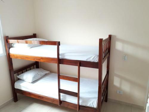 Casa Pr�xima Da Praia Grande