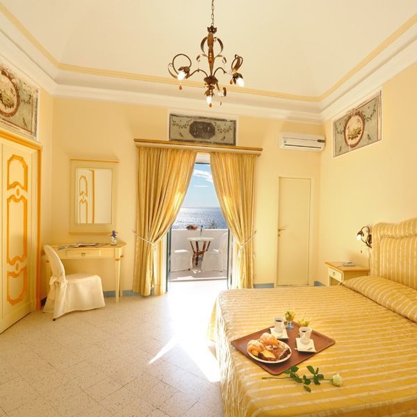 Hotel Torre Saracena