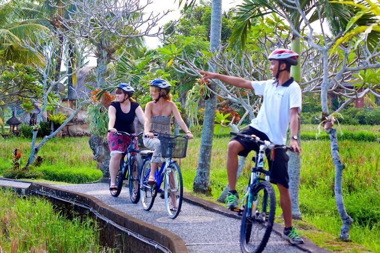 Hotel Agung Raka Bungalows
