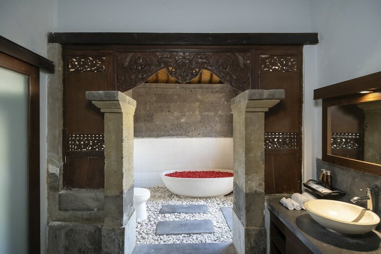 Hotel Agung Raka Bungalows