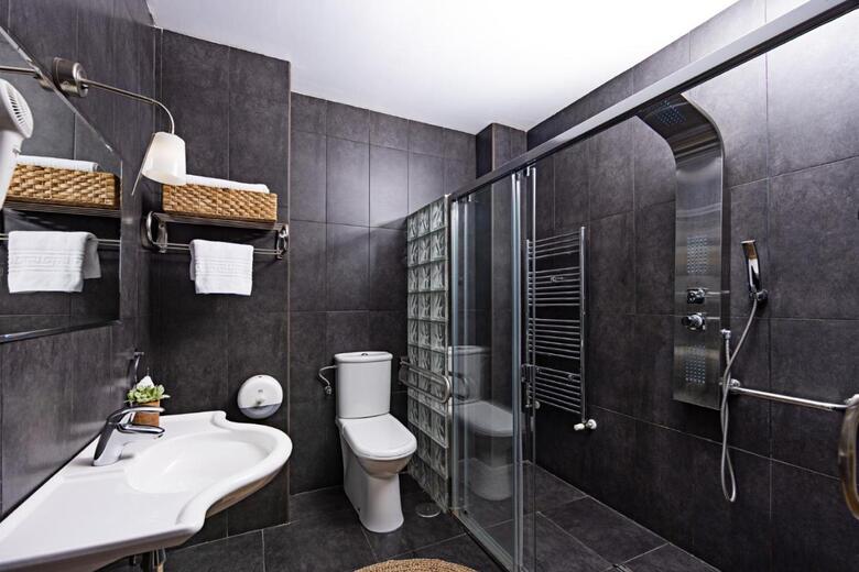 Hotel Do�a Mayor