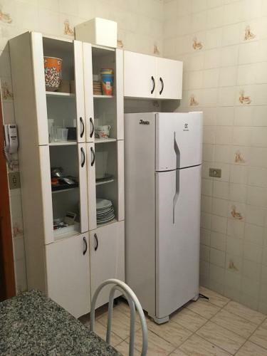 Apartamento A 200m Da Praia Do Perequ�