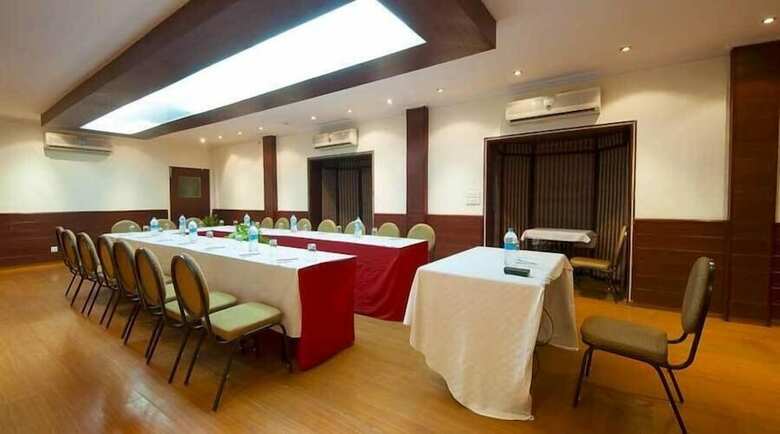 Hotel Siris 18 Gurgaon
