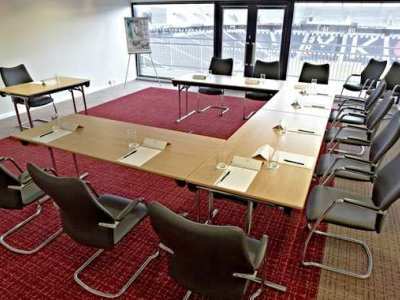 Hotel Doubletree By Hilton Milton Keynes