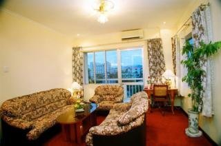 Que Huong Hotel
