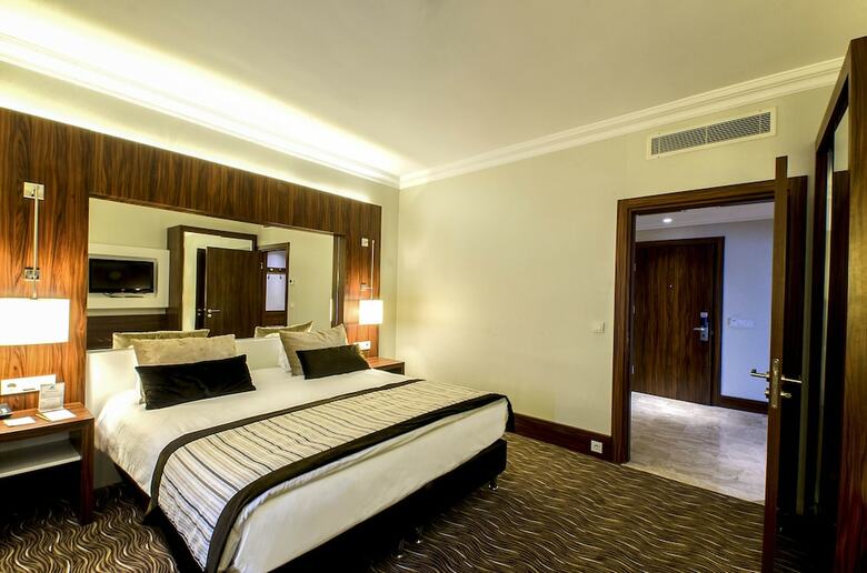 Hotel Ikbal Thermal Deluxe