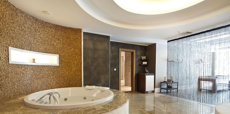 Hotel Ikbal Thermal Deluxe