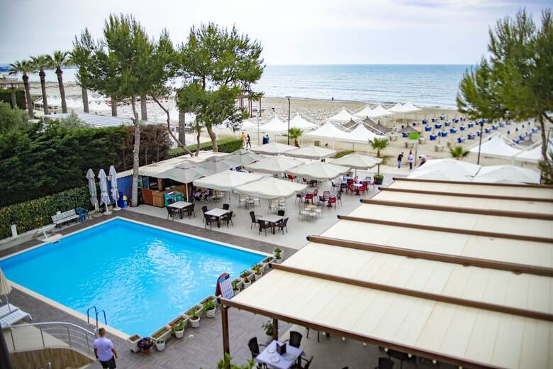 Hotel Oaz