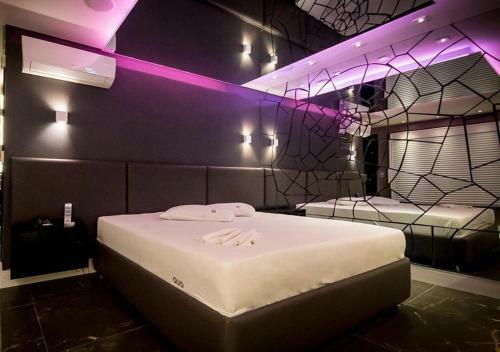 Hotel Motel Quo