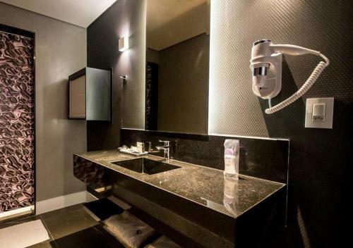 Hotel Motel Quo
