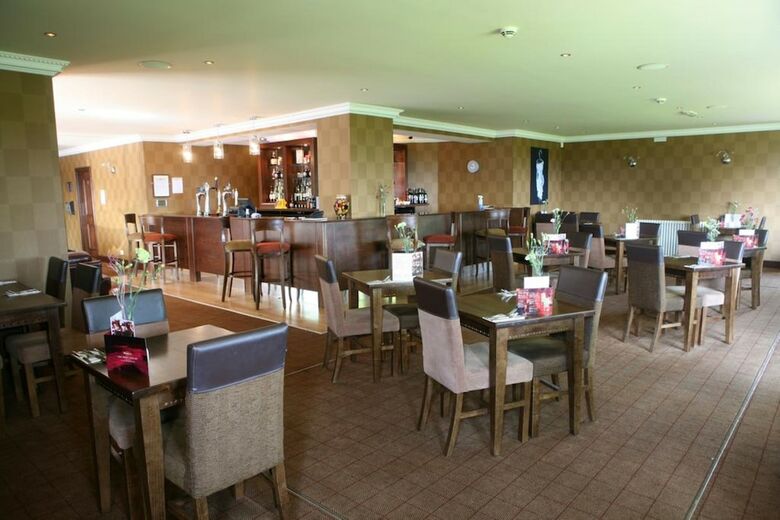 Broadford Hotel