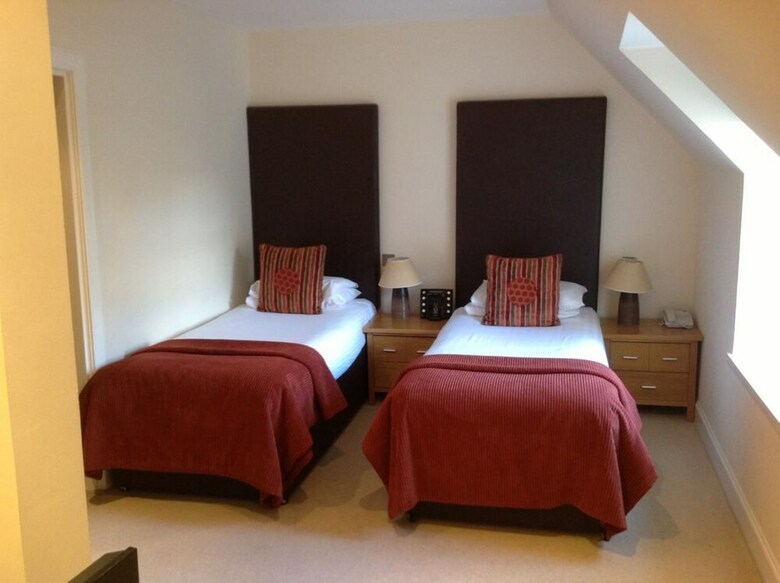 Broadford Hotel