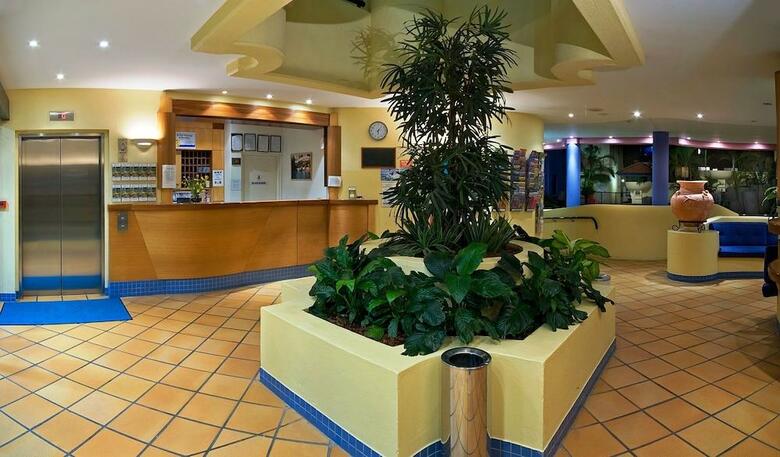 Hotel Nautilus Mooloolaba