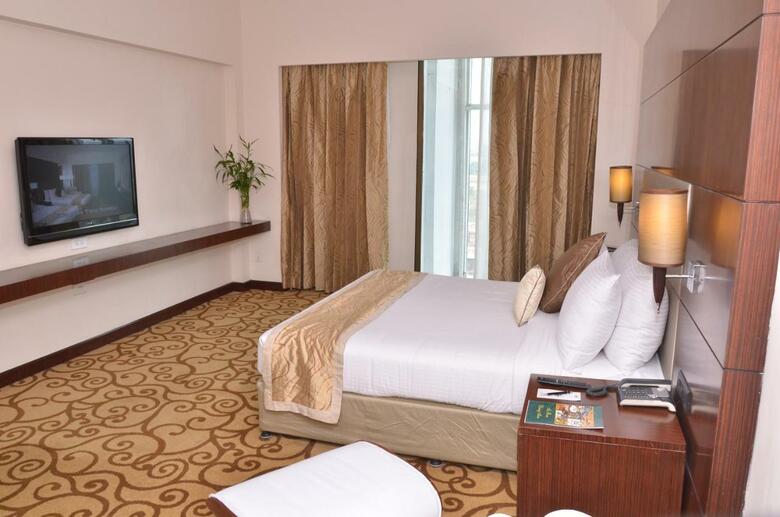 Hotel Country Inn & Suites By Radisson, Sahibabad