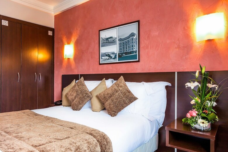 Hotel Relax Airport