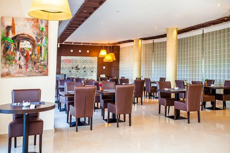 Hotel Relax Airport