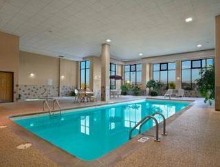 Hotel Howard Johnson Inn & Suites