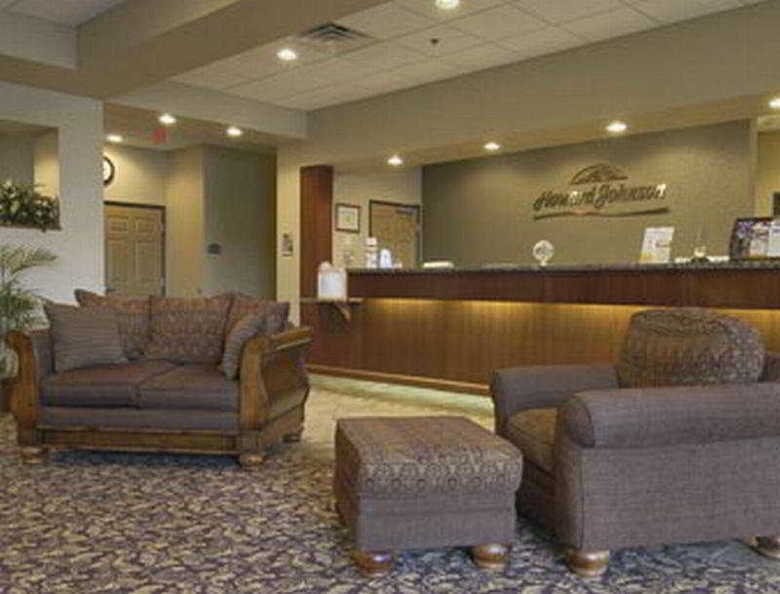 Hotel Howard Johnson Inn & Suites