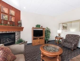 Hotel Howard Johnson Inn & Suites