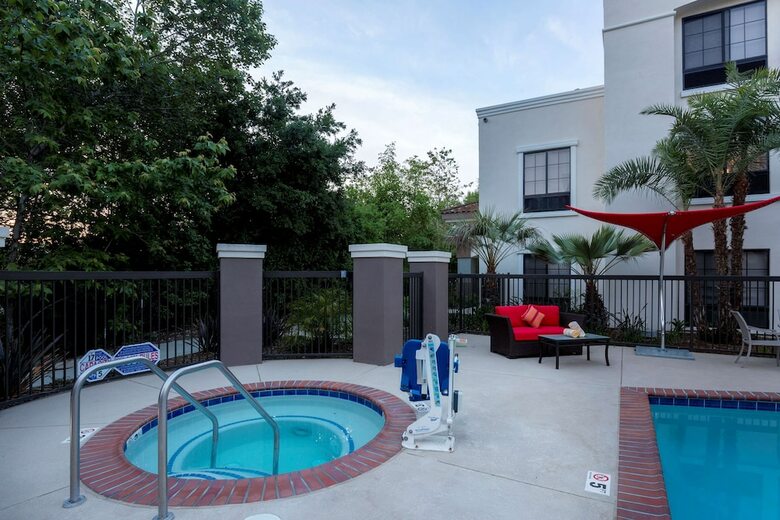 Hotel Hampton Inn Goleta Ca