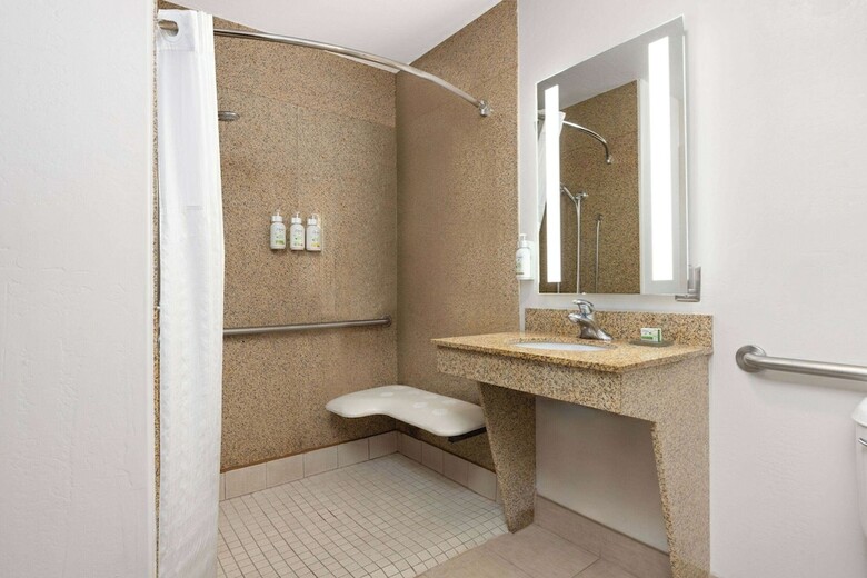 Hotel La Quinta Bakersfield North