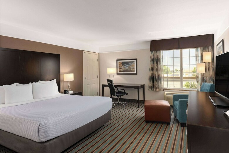 Hotel La Quinta Bakersfield North