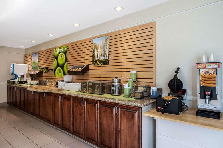 Hotel La Quinta Bakersfield North