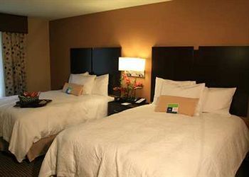 Hotel Hampton Inn And Suites Bakersfield