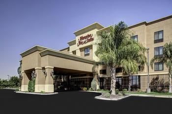Hotel Hampton Inn And Suites Bakersfield
