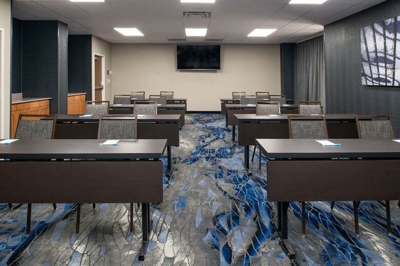 Clarion Hotel