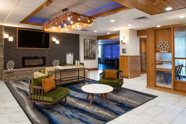 Clarion Hotel