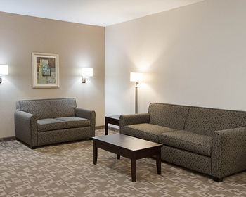 Hotel Suburban Extended Stay
