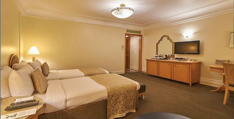 Hotel Imperial Palace Rajkot