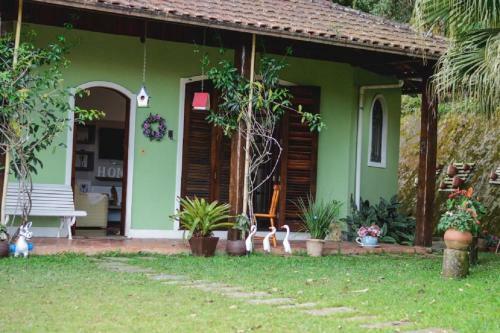 Casa Com Jardins Varandas Do Quitandinha