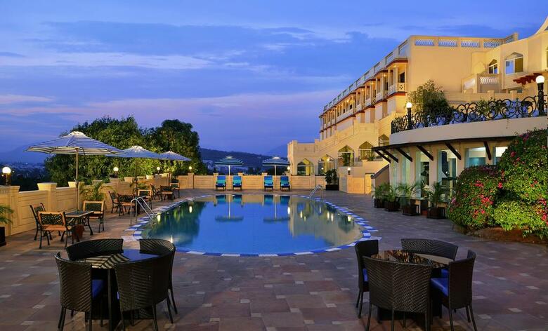 Hotel Noor Us Sabah Palace